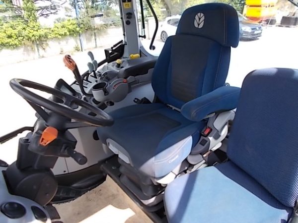 2017 NewHolland T7.175 50K RangeCommand - Image 6