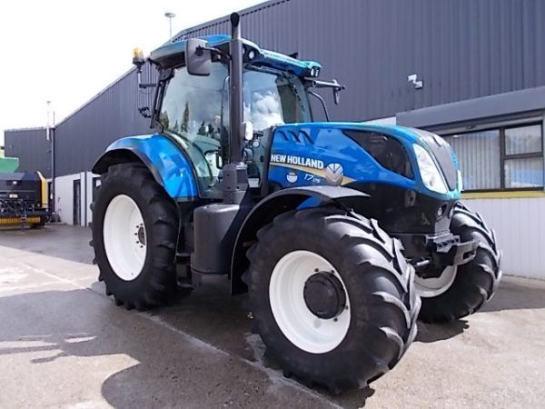 2017 NewHolland T7.175 50K RangeCommand