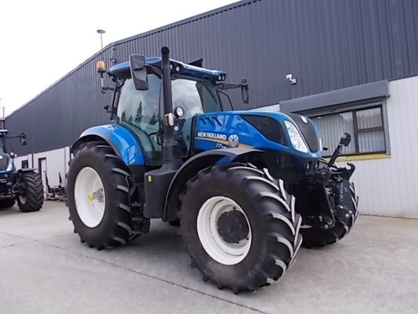 242 NewHolland T7.245 50K Powercommand